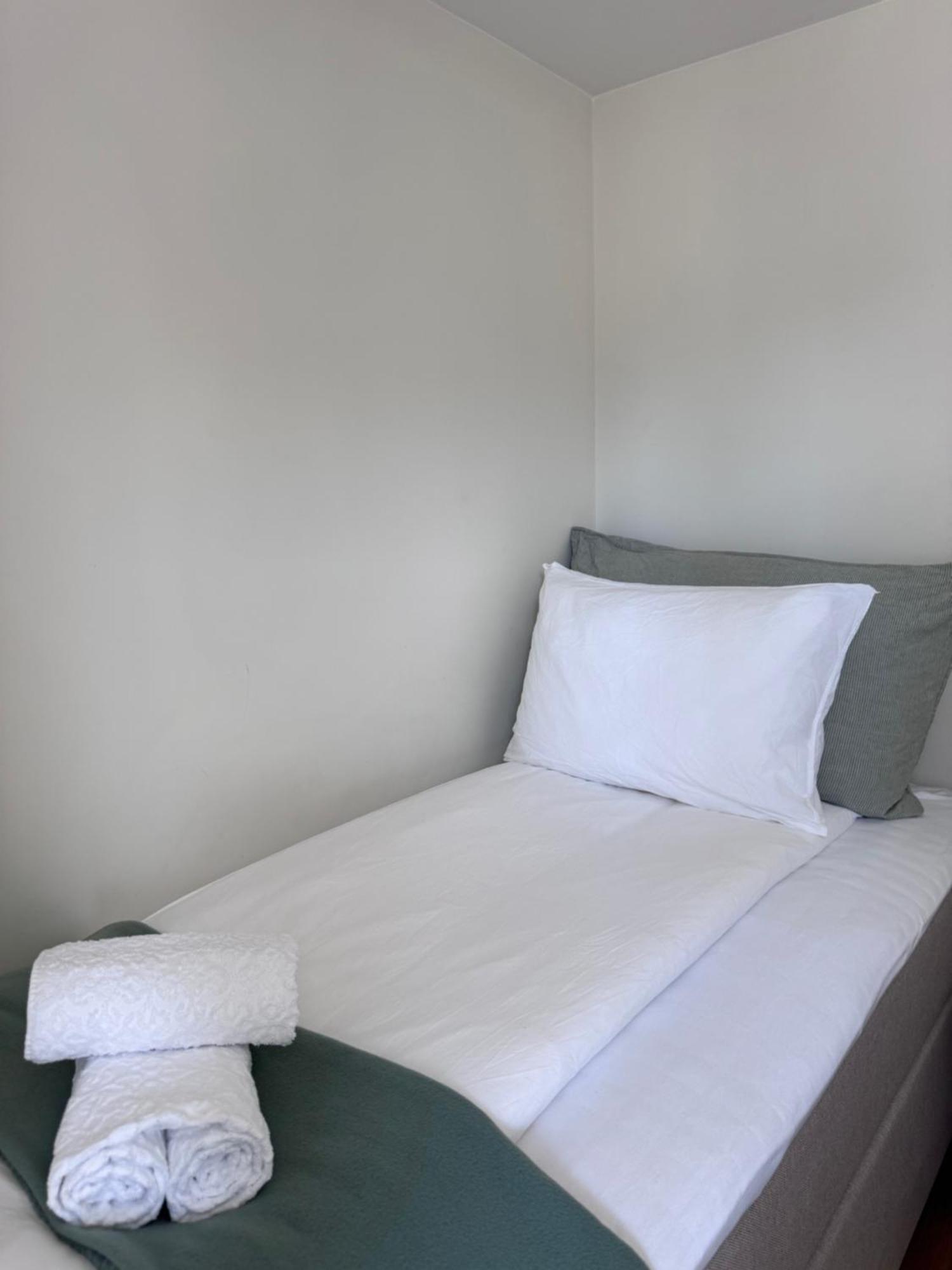 A Place To Stay Stavanger, Apartment 5 - Quality And Free Parking- Kültér fotó